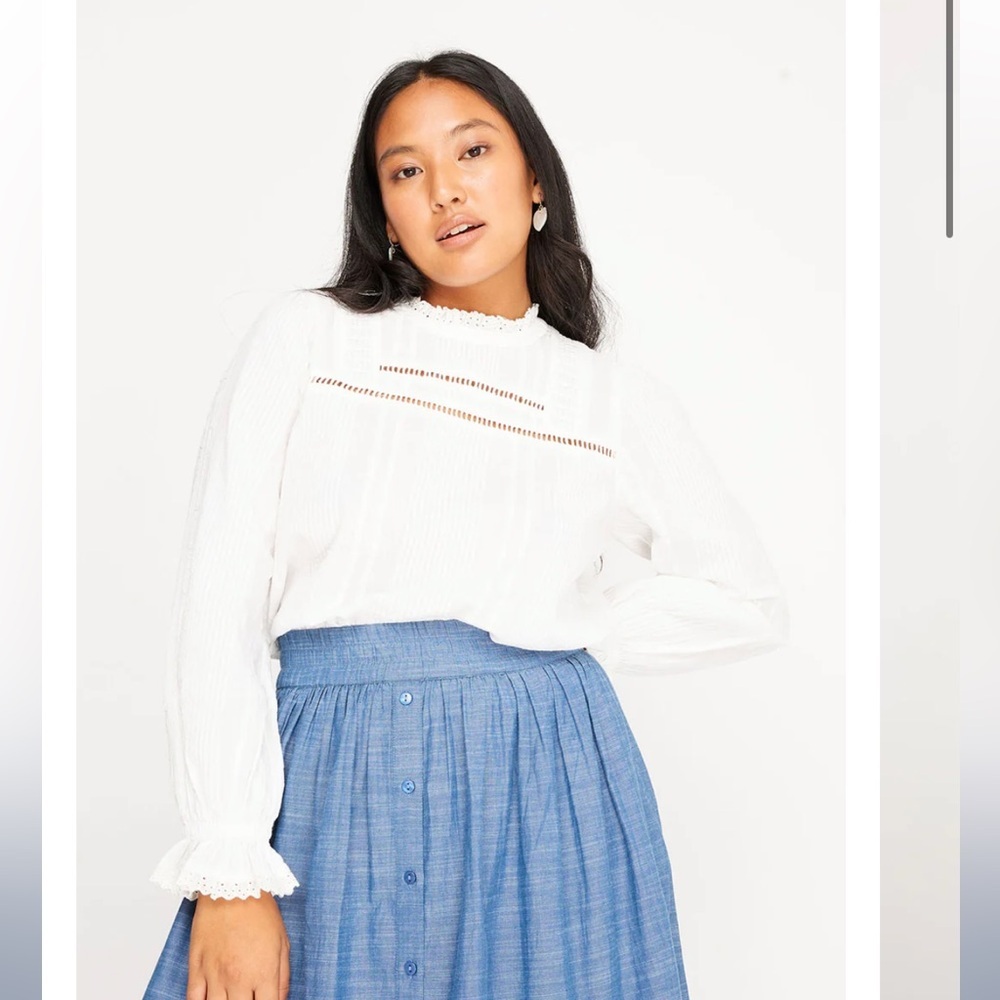 NWT Ophelia and Indigo Ruby blouse- color white- size small